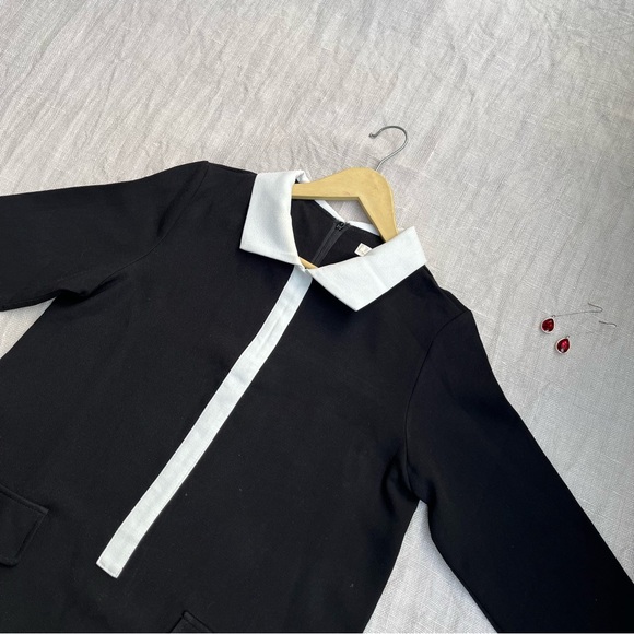 SOLD ❌ Black Straight Dress with contrast collar - Picture 4 of 8